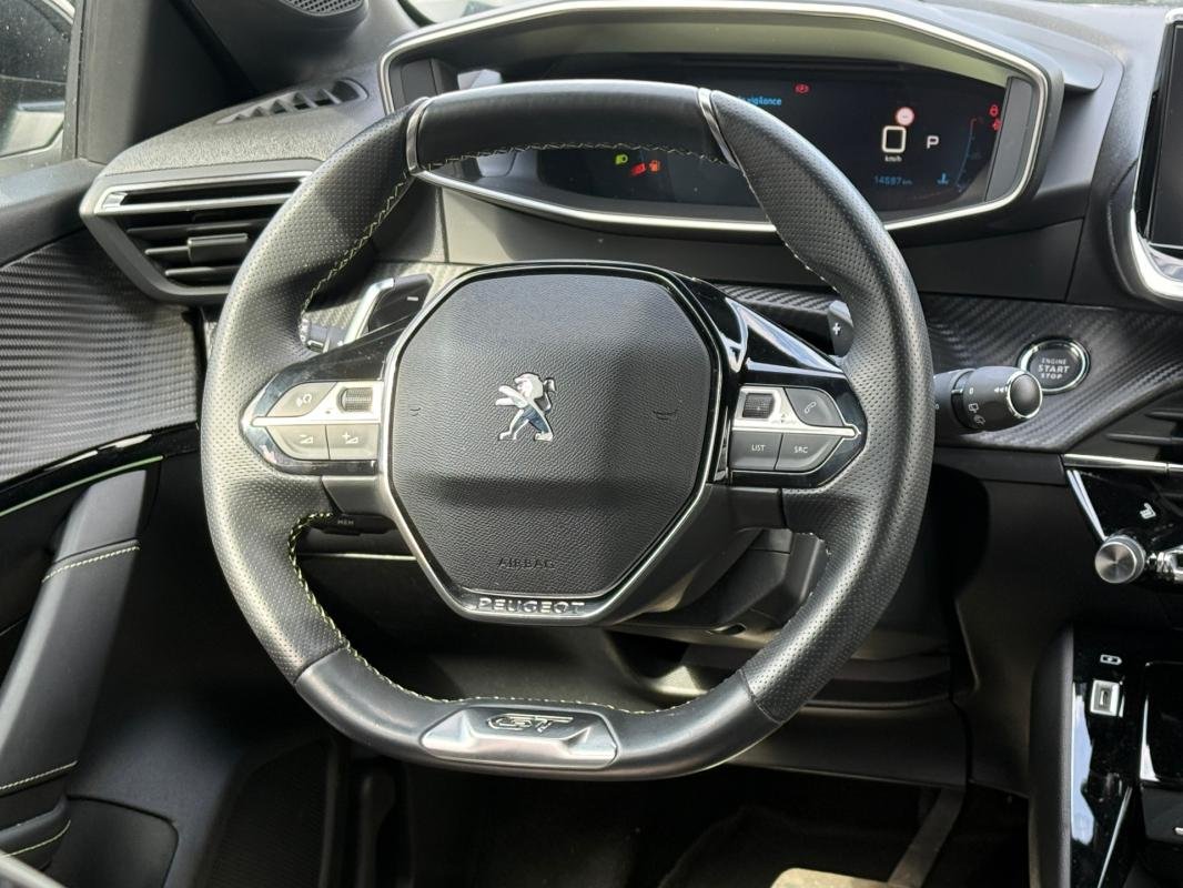 Peugeot 208 - Photo 8