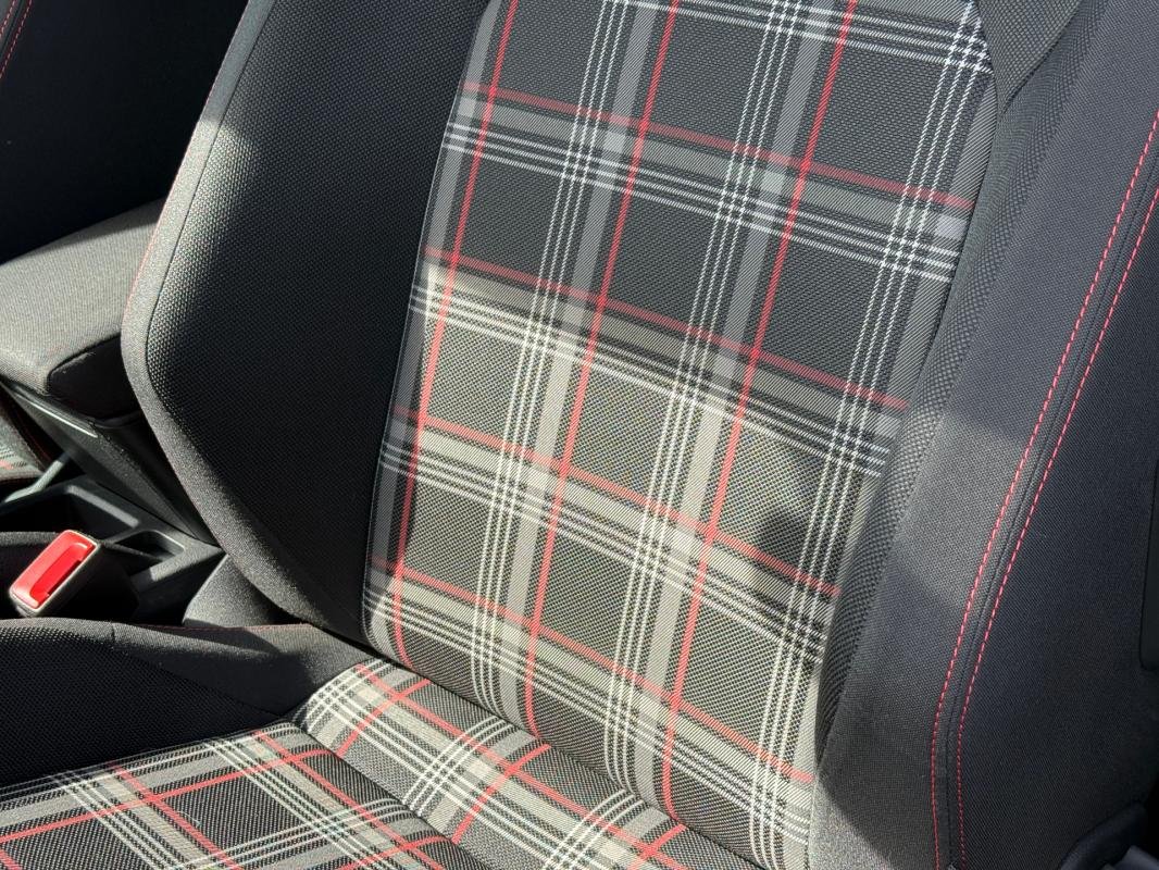 Volkswagen Polo - Photo 11