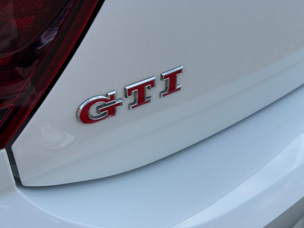 Volkswagen Polo - Photo 18