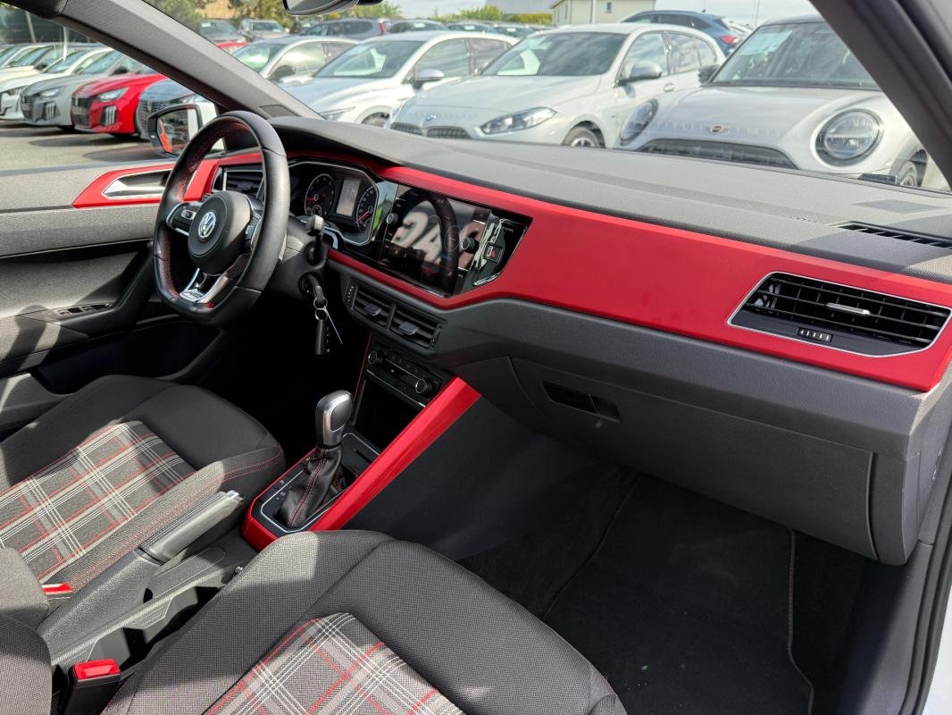 Volkswagen Polo - Photo 20