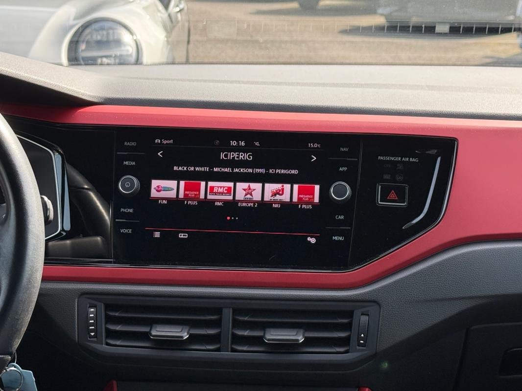 Volkswagen Polo - Photo 9
