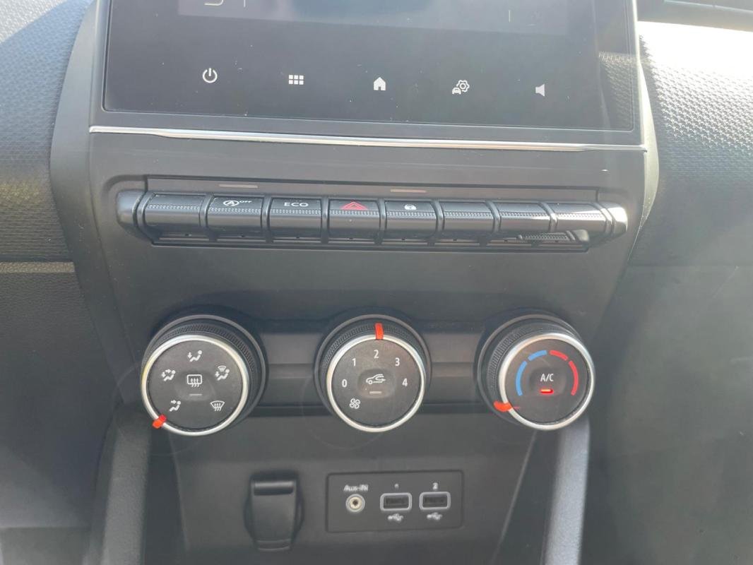 Renault Clio - Photo 14