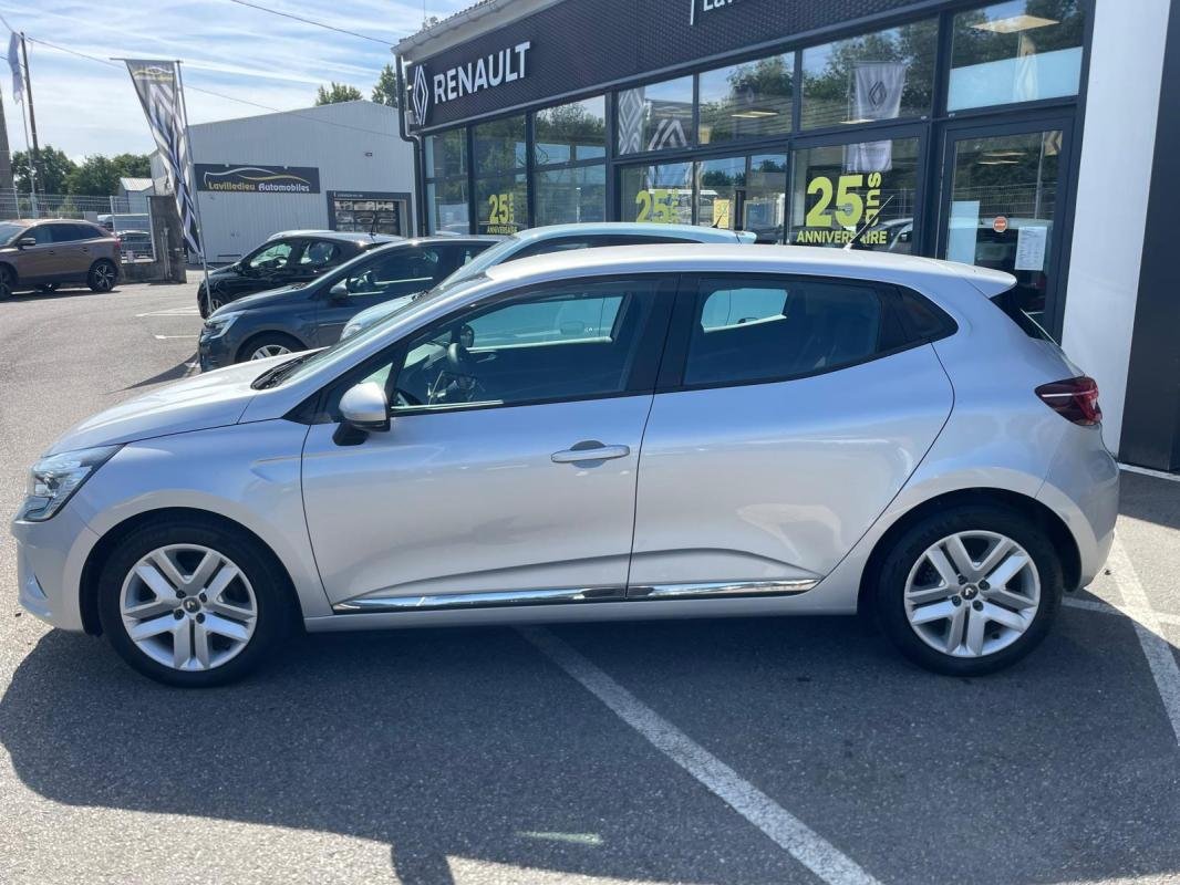 Renault Clio - Photo 2