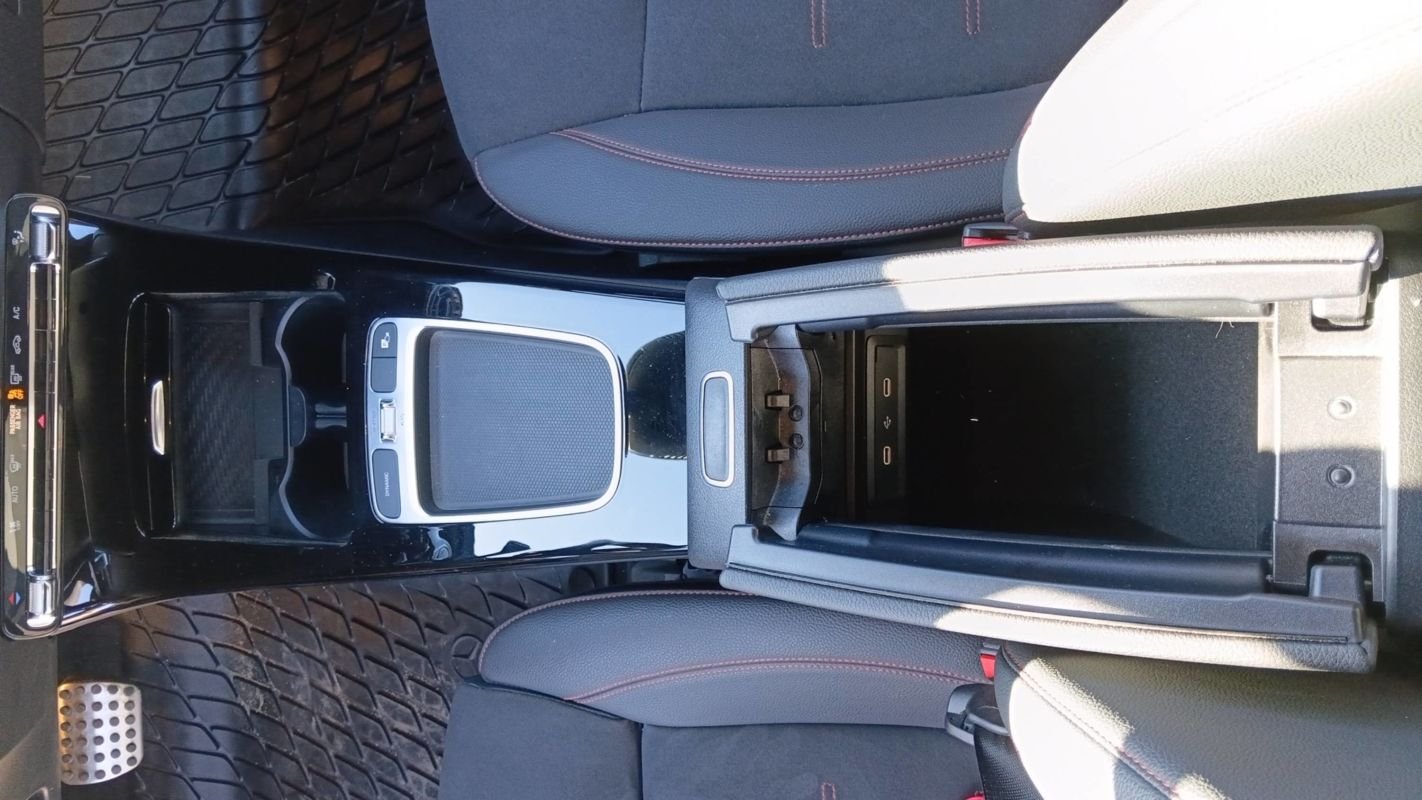 Mercedes CLA - Photo 28