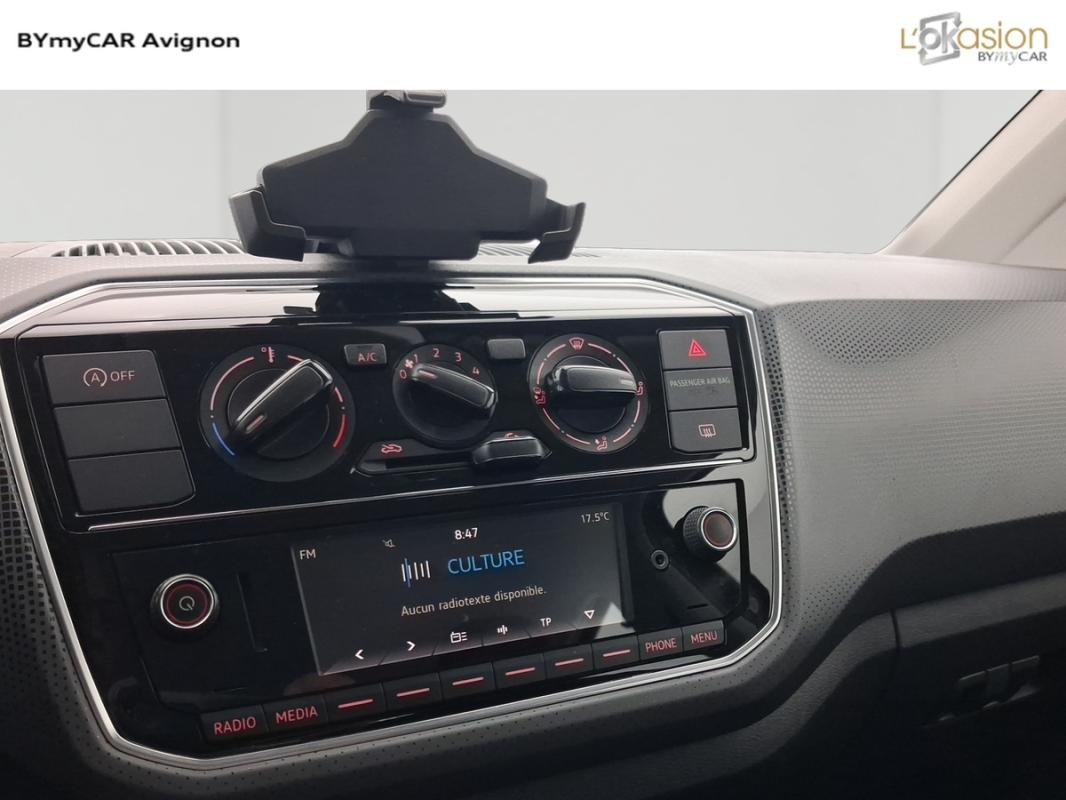 Volkswagen Up! - Photo 13
