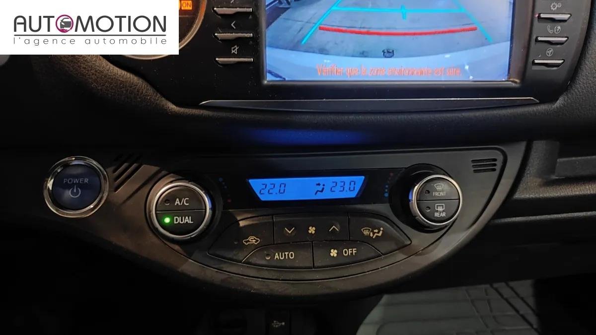 Toyota Yaris - Photo 17