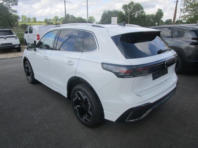 Volkswagen Tiguan - Photo 6