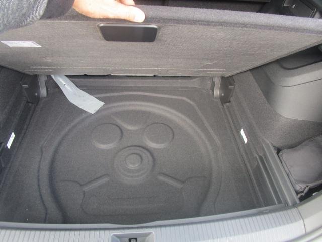 Volkswagen Tiguan - Photo 9