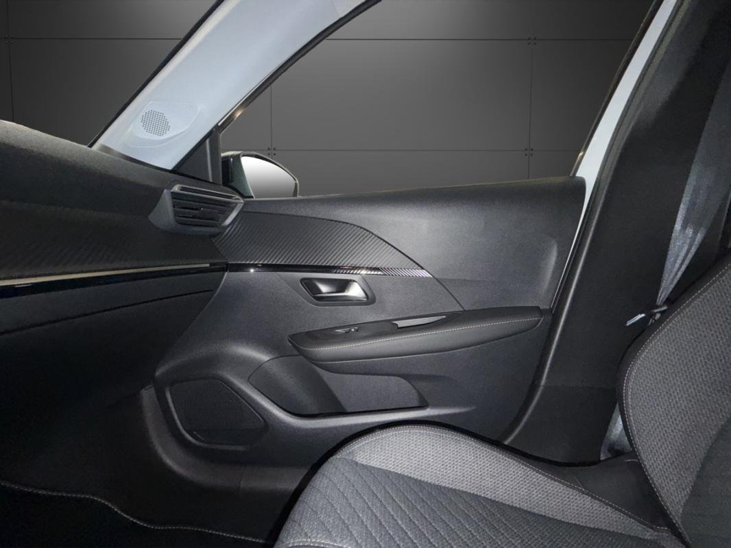 Peugeot 208 - Photo 18