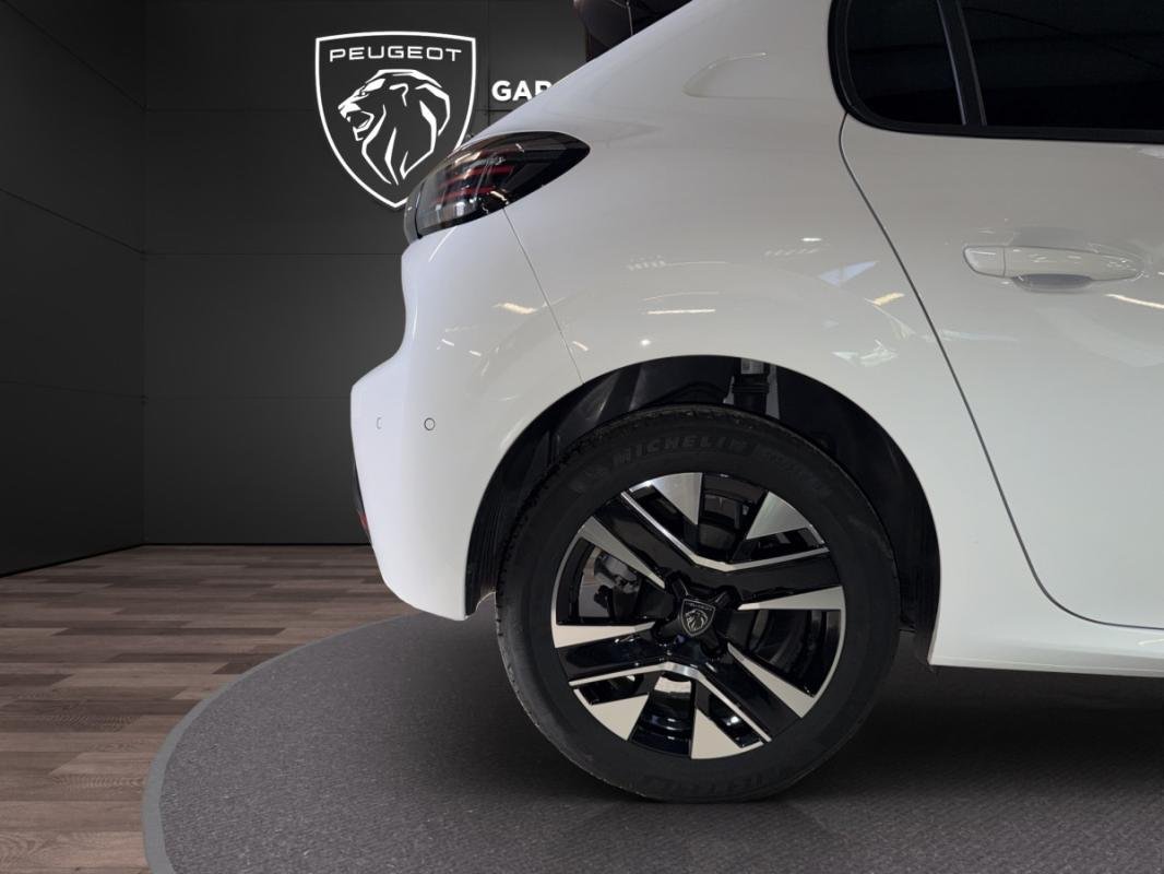 Peugeot 208 - Photo 24