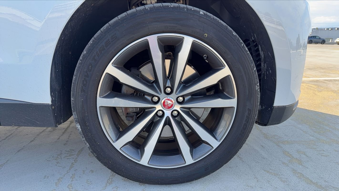 Jaguar F-Pace - Photo 17