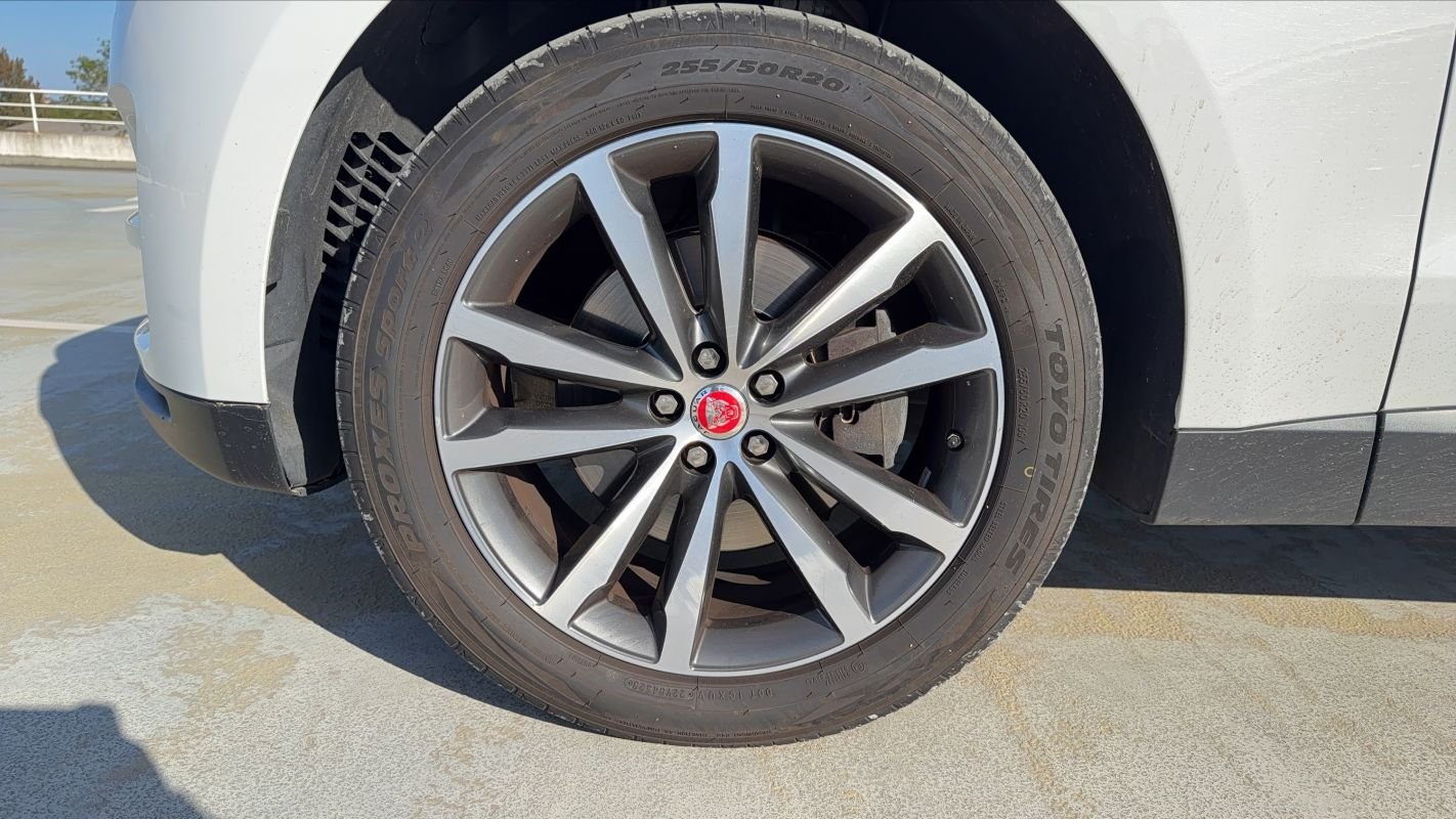 Jaguar F-Pace - Photo 18