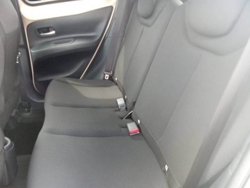 Toyota aygo x - Photo 14