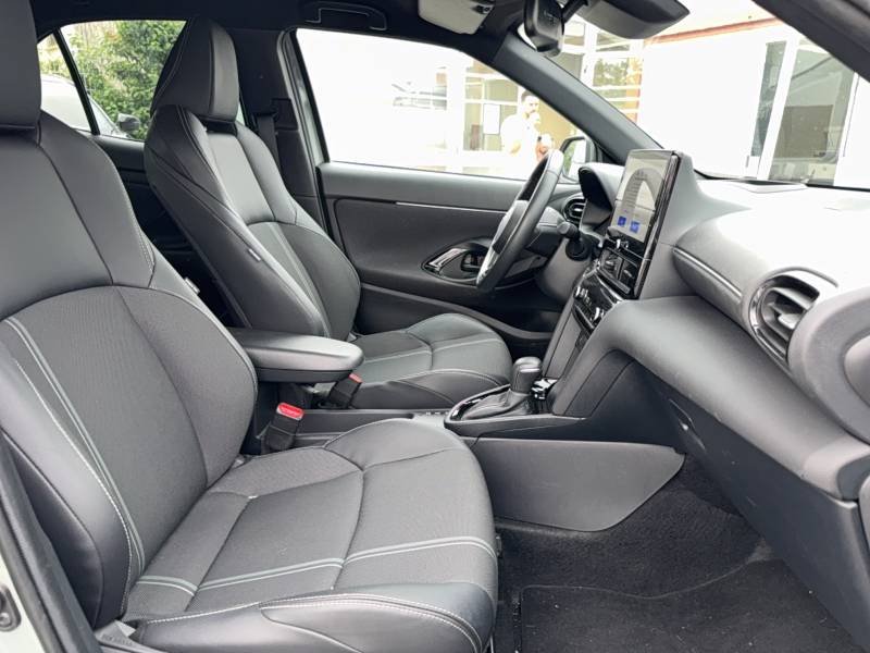 Toyota Yaris - Photo 12