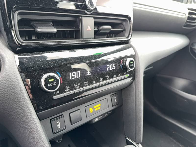 Toyota Yaris - Photo 26