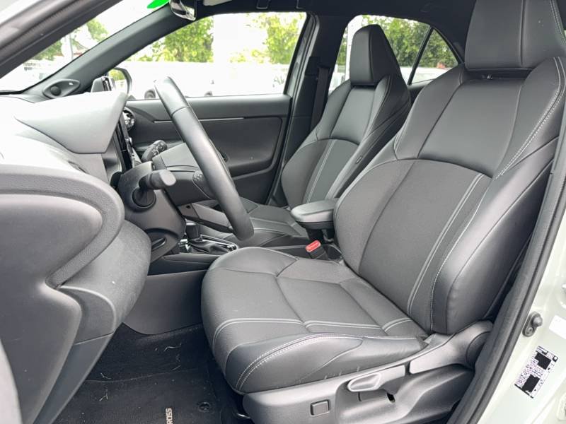 Toyota Yaris - Photo 10