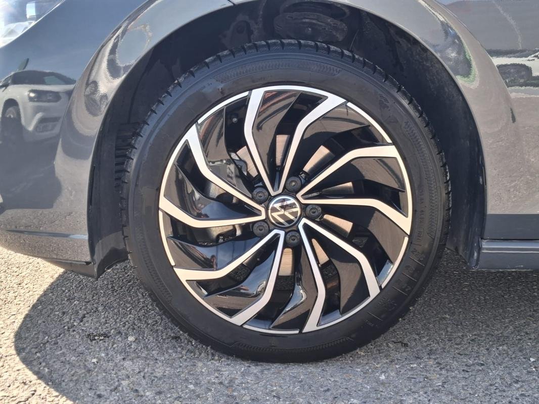 Volkswagen Golf - Photo 12