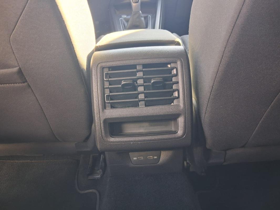 Volkswagen Golf - Photo 23