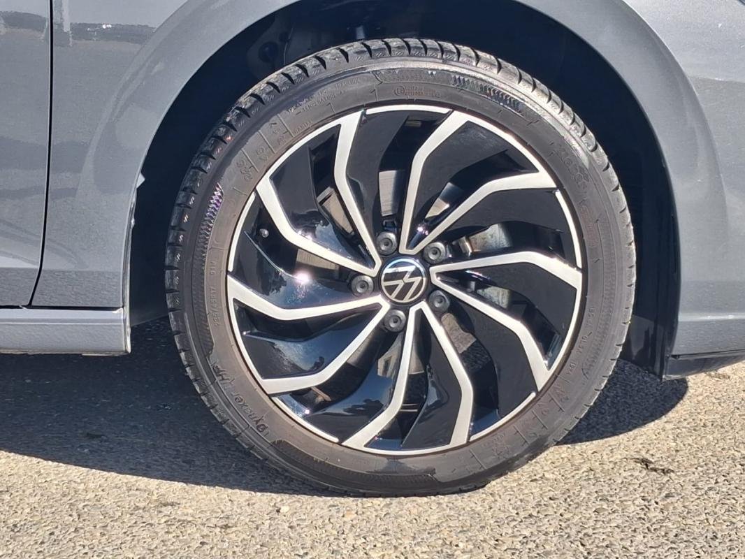 Volkswagen Golf - Photo 9