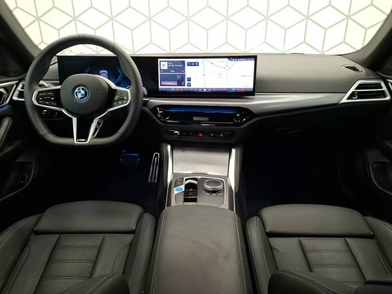 BMW i4 - Photo 11