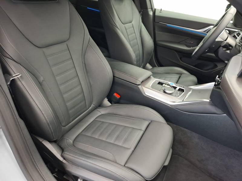 BMW i4 - Photo 13