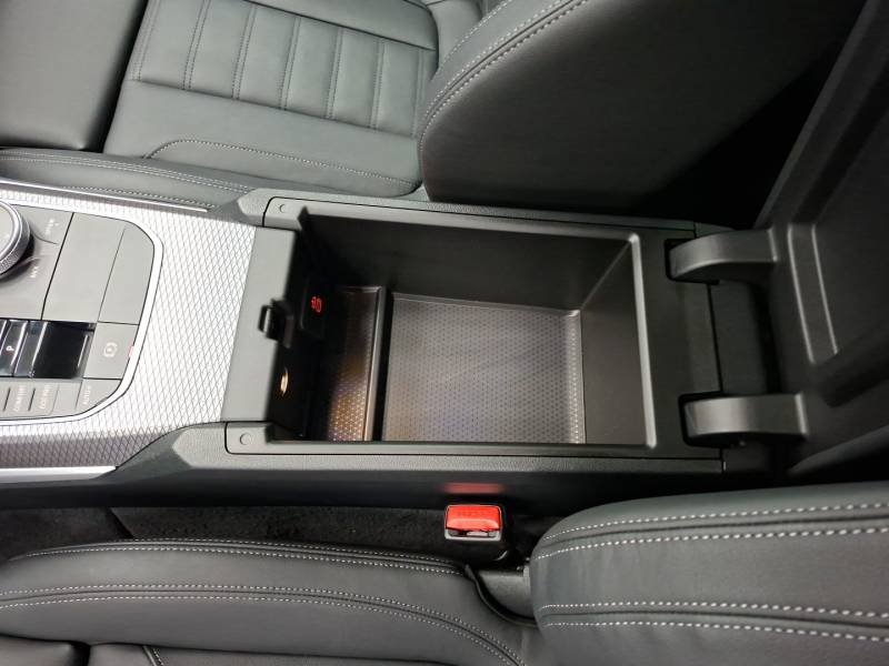 BMW i4 - Photo 25
