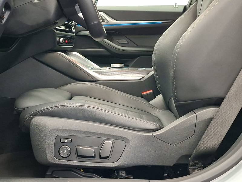 BMW i4 - Photo 30