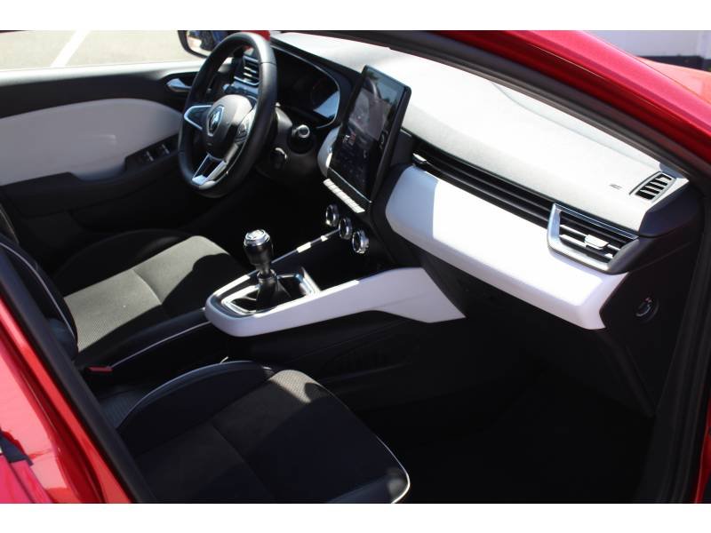 Renault Clio - Photo 24