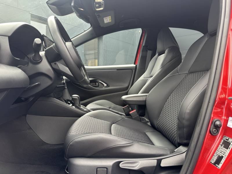 Toyota Yaris - Photo 13