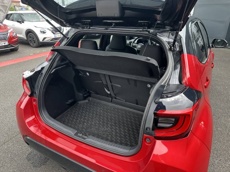 Toyota Yaris - Photo 18