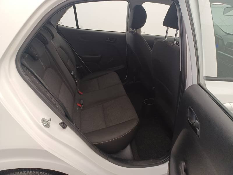 Kia Picanto - Photo 15
