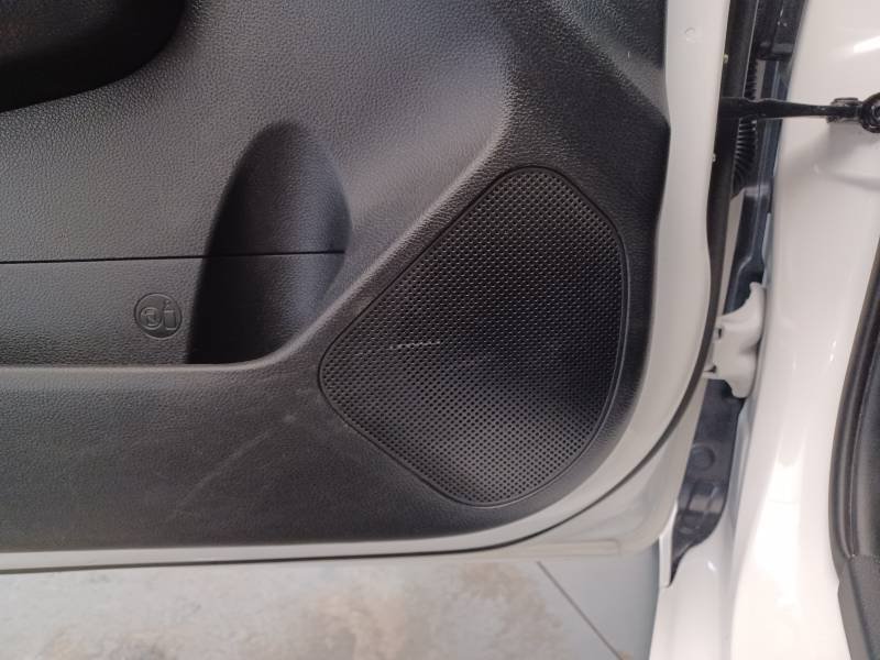 Kia Picanto - Photo 37