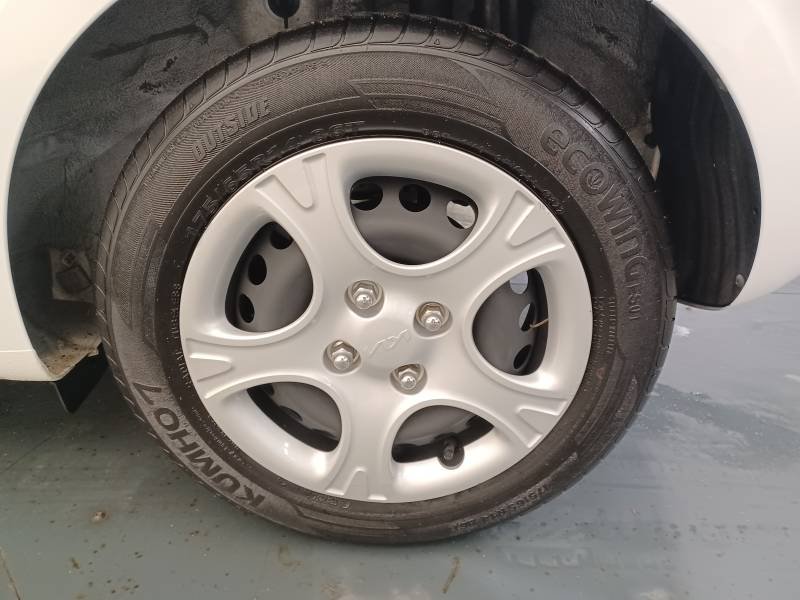 Kia Picanto - Photo 8