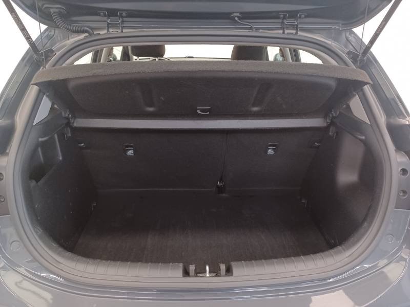 Kia Rio - Photo 16