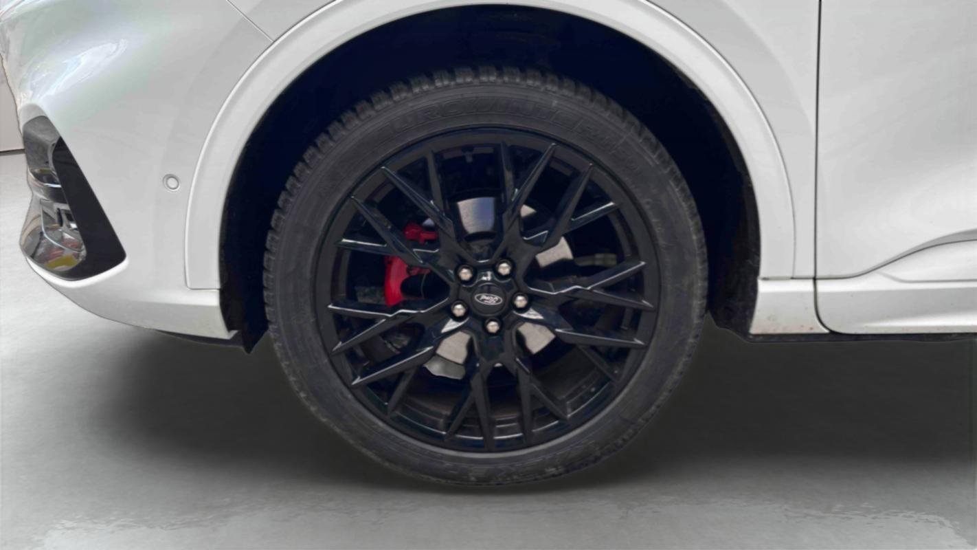 Ford Kuga - Photo 14