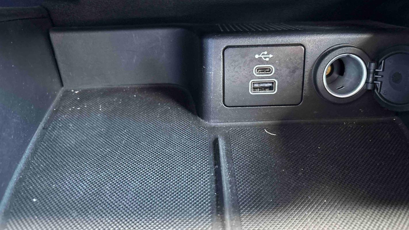 Ford Kuga - Photo 27