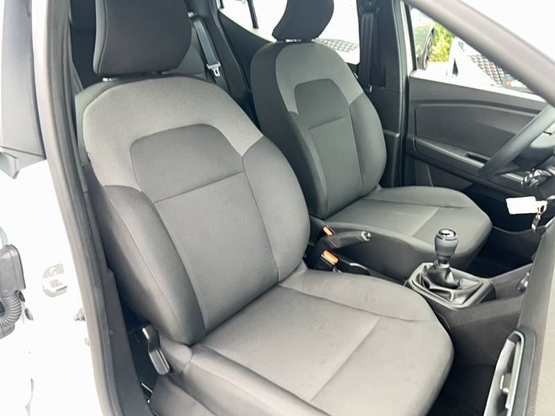 Dacia Sandero - Photo 11