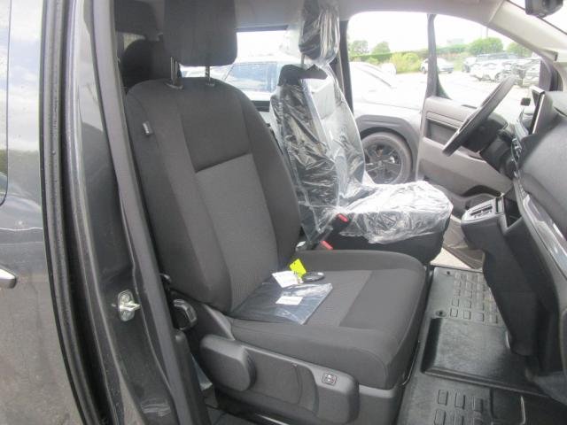Peugeot Expert - Photo 11