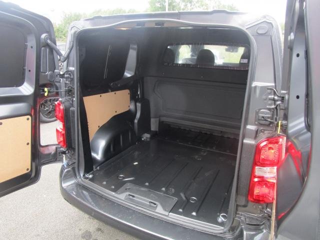 Peugeot Expert - Photo 8