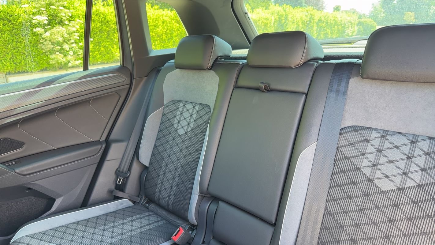 Volkswagen Tiguan - Photo 9