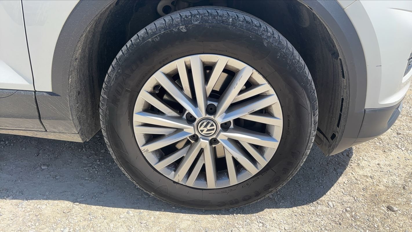 Volkswagen T-Roc - Photo 17