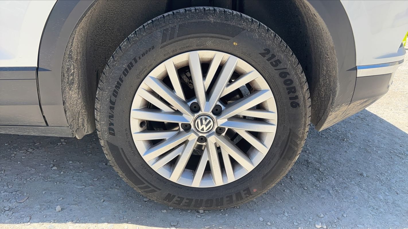 Volkswagen T-Roc - Photo 19