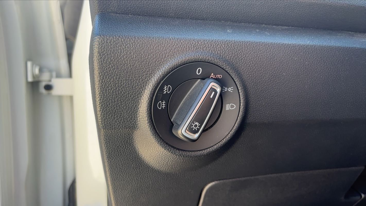 Volkswagen T-Roc - Photo 29