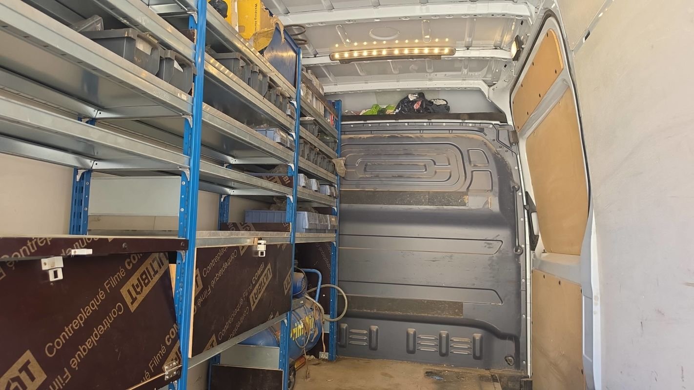 Mercedes Sprinter - Photo 14