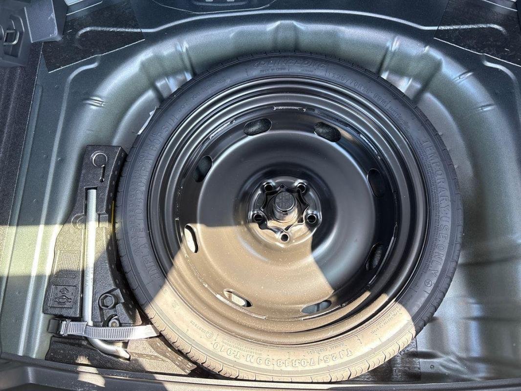 Volkswagen T-Roc - Photo 12