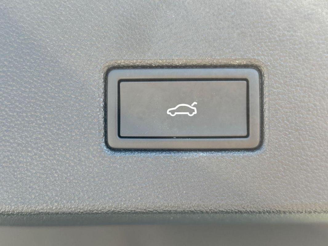 Volkswagen T-Roc - Photo 13