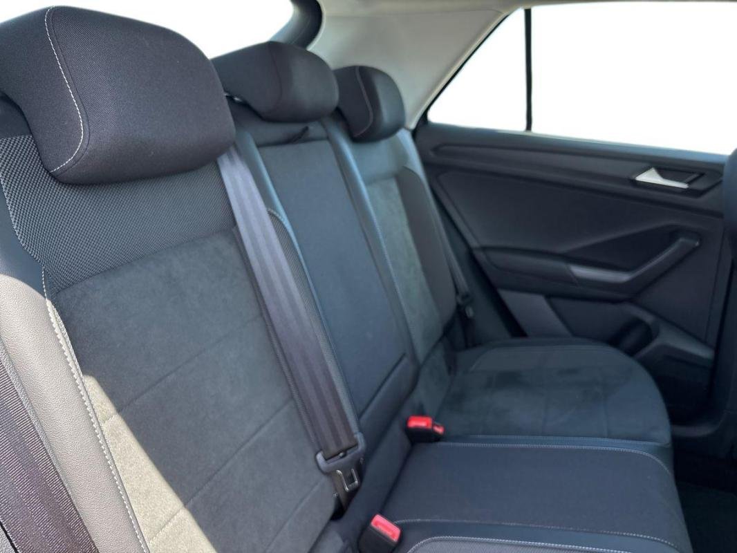 Volkswagen T-Roc - Photo 29