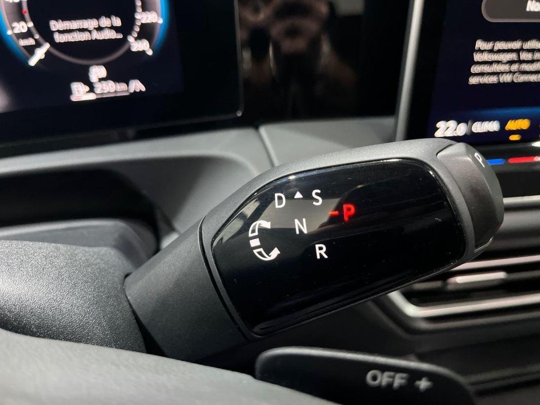 Volkswagen Tiguan - Photo 11