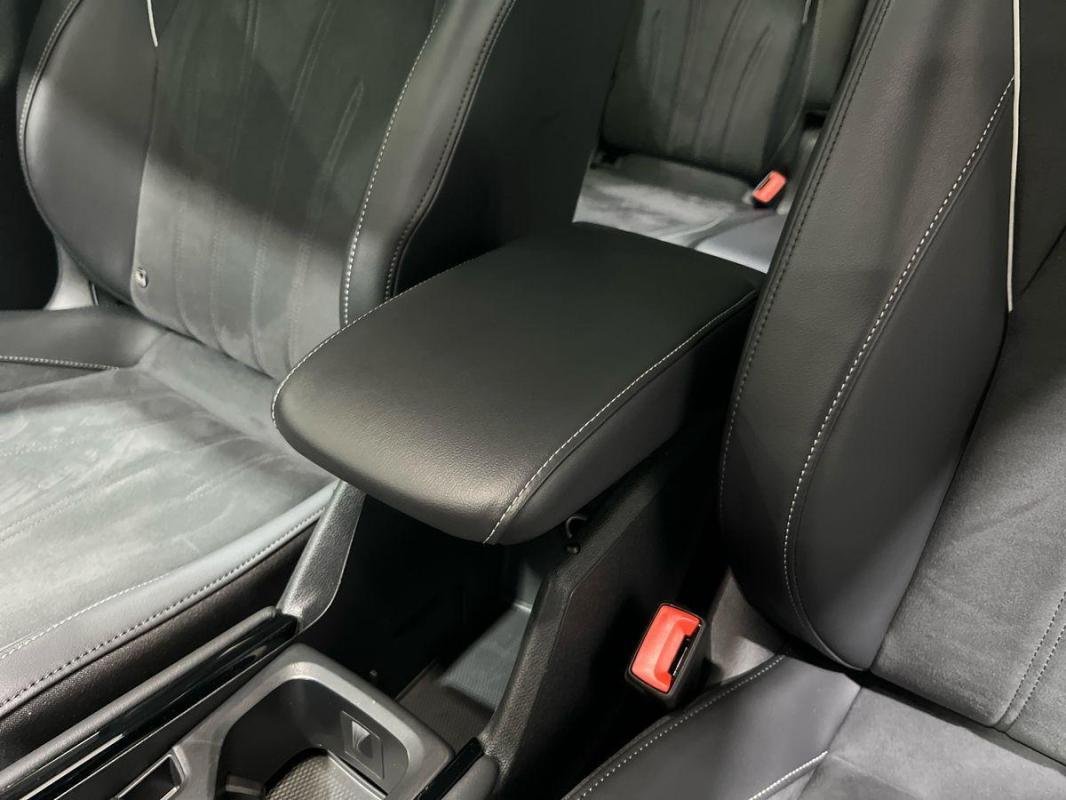 Volkswagen Tiguan - Photo 12