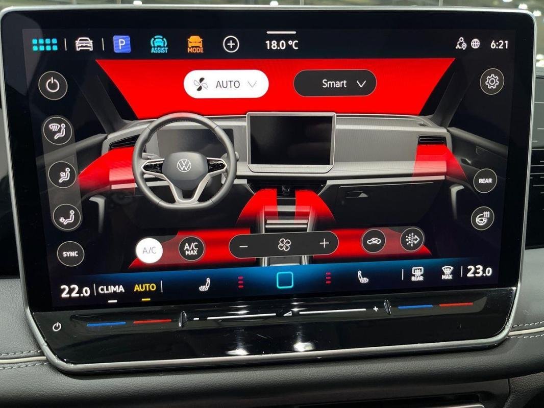Volkswagen Tiguan - Photo 19